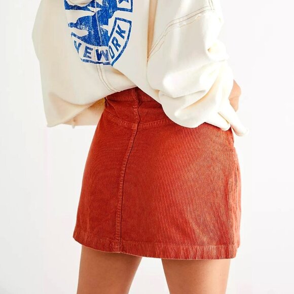 Free People 🆕️ Ray Corduroy Mini Skirt in Myrrh - Picture 6 of 13